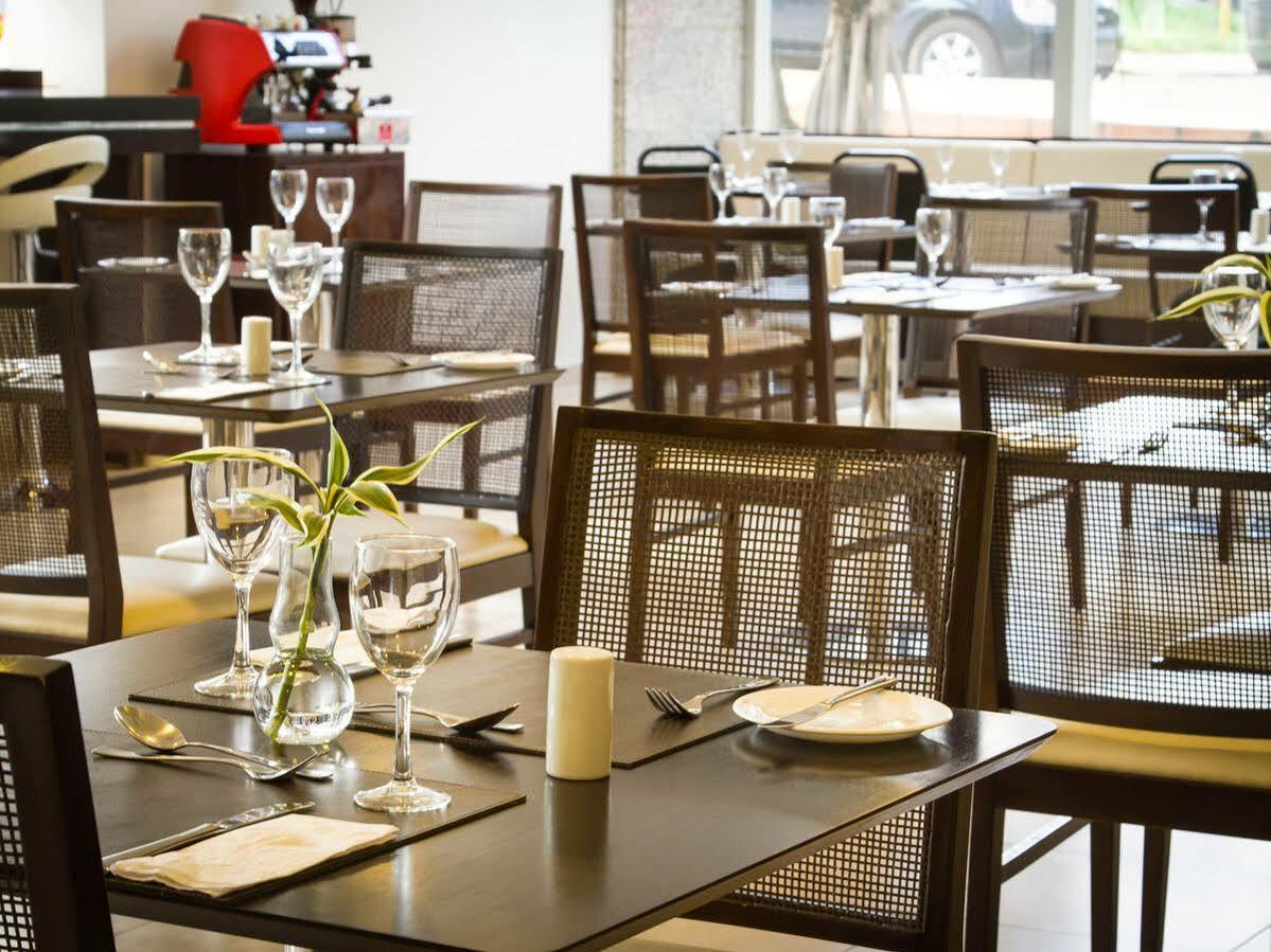 Naoum Hotel Brasília Eksteriør billede